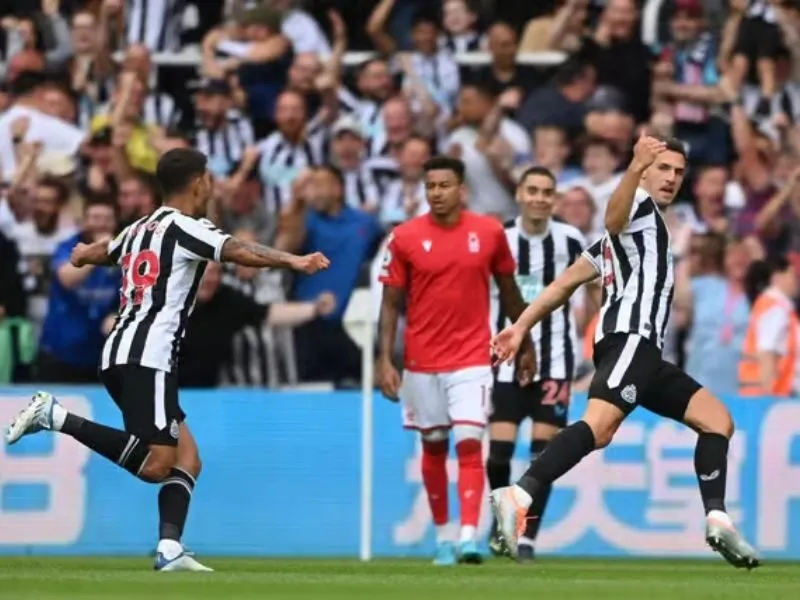 Bí mật đằng sau trận đấu giữa câu lạc bộ bóng đá Nottingham Forest gặp Newcastle
