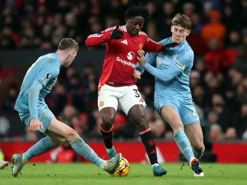 Những chương sử vàng trong lịch sử đối đầu Man United - Nottingham Forest